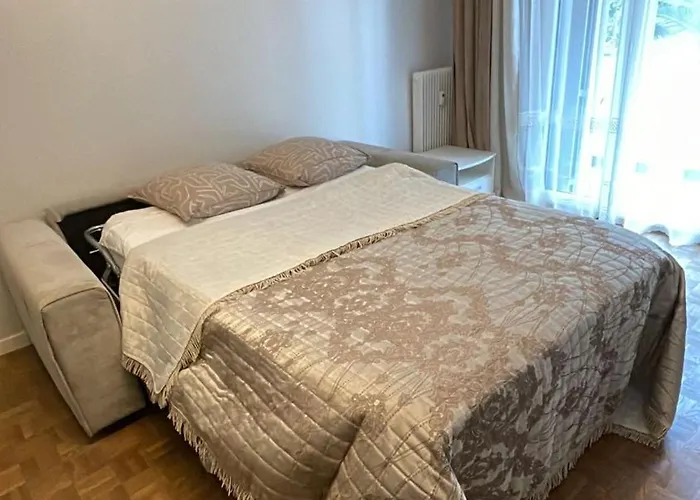 Grand Appart Climatise Avec Parking Apartament *